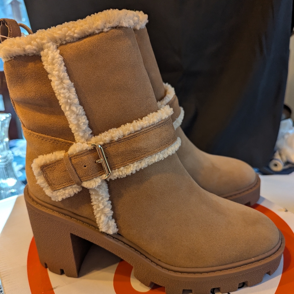 Blondo Women's 10M Tan Shearling-Lined Women's 3.5 Inch Waterproof Boots New